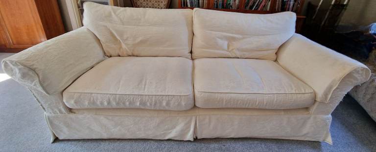 Cream 3-Seater Sofa and 2-seater sofa with Removable Covers – Comfortable & Clean