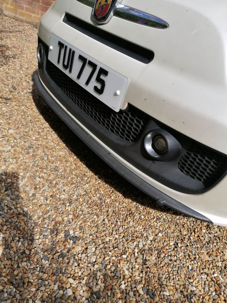 TUI 775 number plate