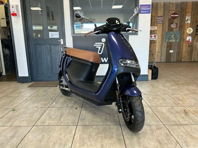 2026 Segway E125S Moped Electric Automatic