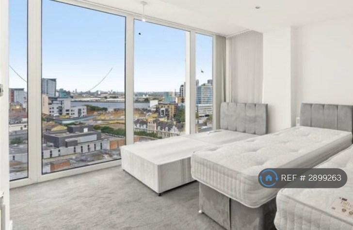 1 bedroom in Maritime House, London, SE18 (#2899263)