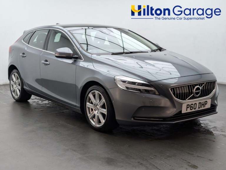 2018 Volvo V40 1.5 T3 GPF Inscription Hatchback 5dr Petrol Auto Euro 6 (s/s) (152 ps) PARK HATCHB...