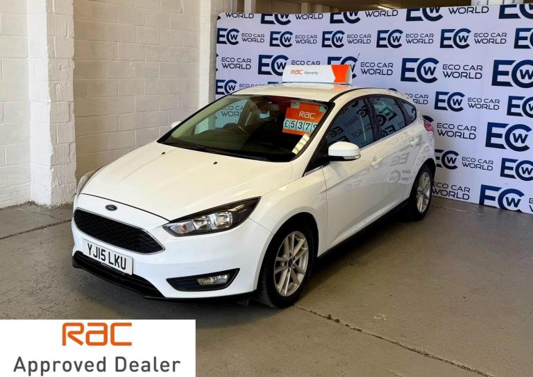 2016 Ford Focus 1.0T EcoBoost Zetec Euro 6 (s/s) 5dr HATCHBACK Petrol Manual