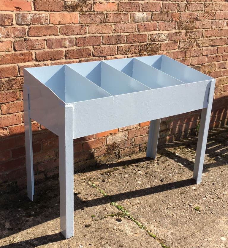 4 SECTION PARTS STORAGE UNIT