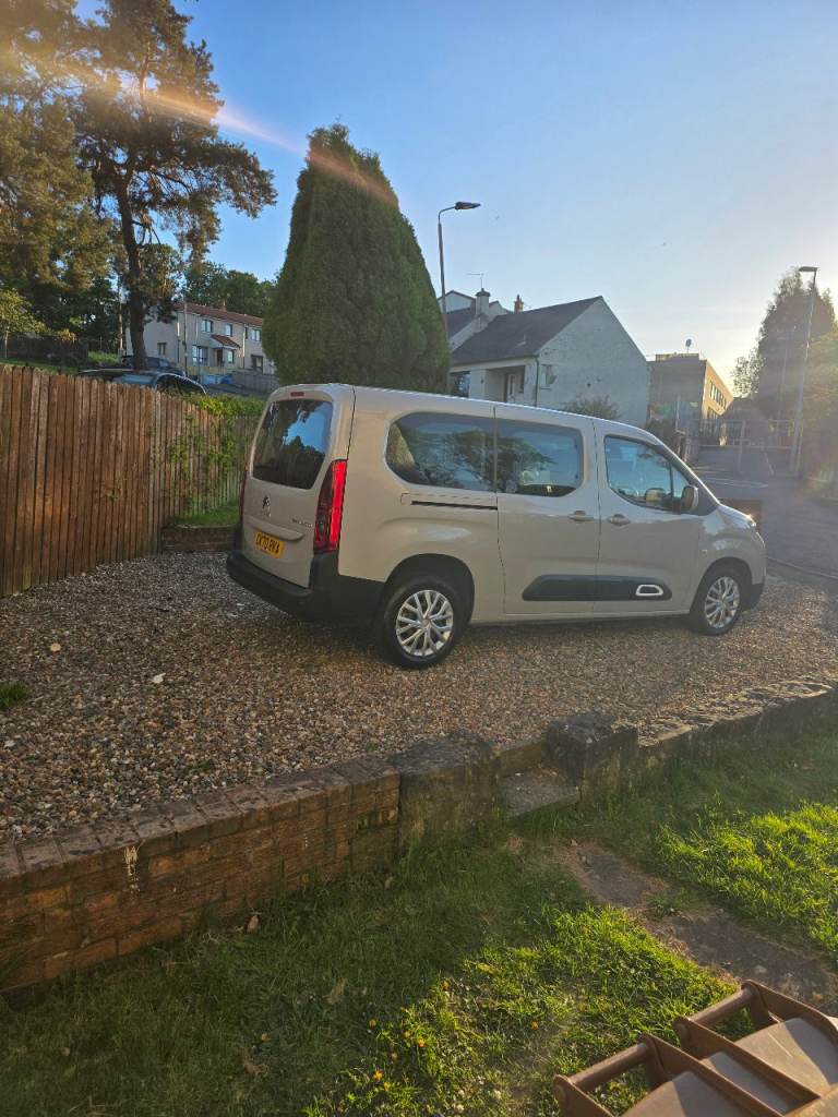 Citroen, BERLINGO, MPV, 2020, Semi-Auto, 1499 (cc), 5 doors