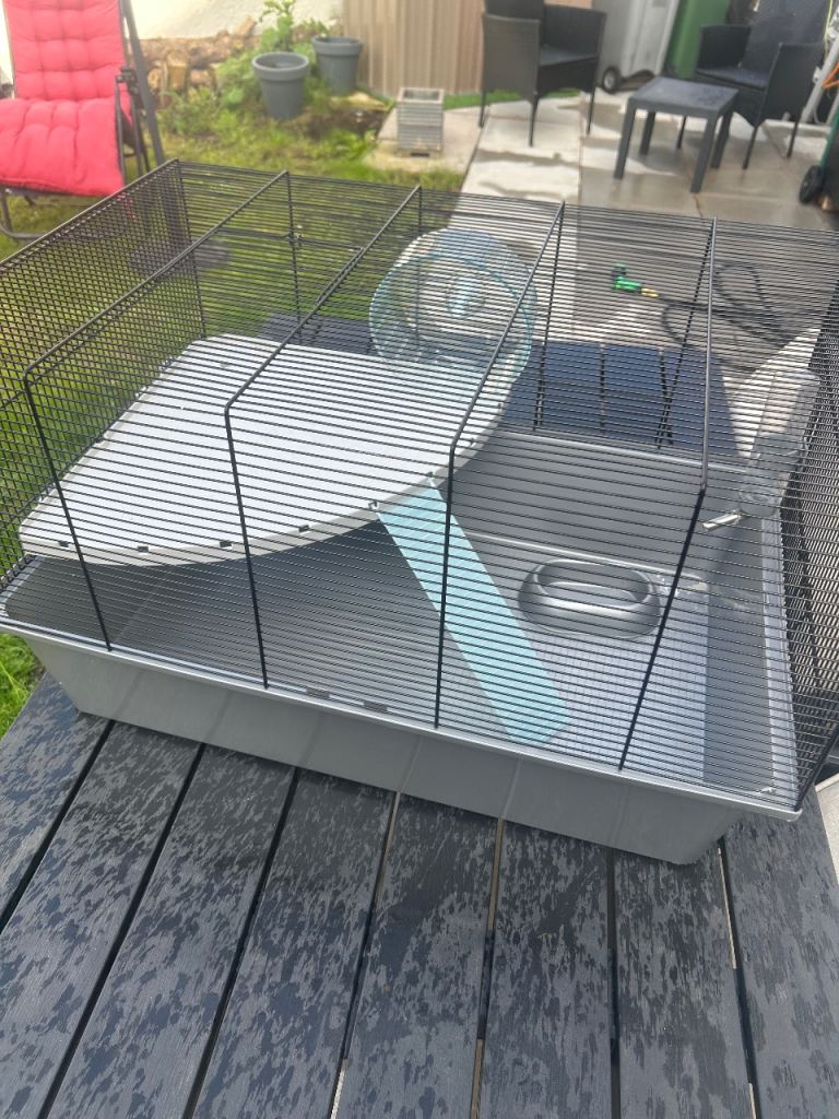 Hamster cage accessories 