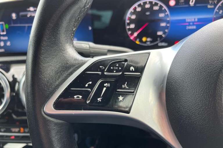 2023 Mercedes-Benz A-Class 1.3 A200h MHEV Sport (Executive) Saloon 4dr Petrol Hybrid 7G-DCT Euro ...