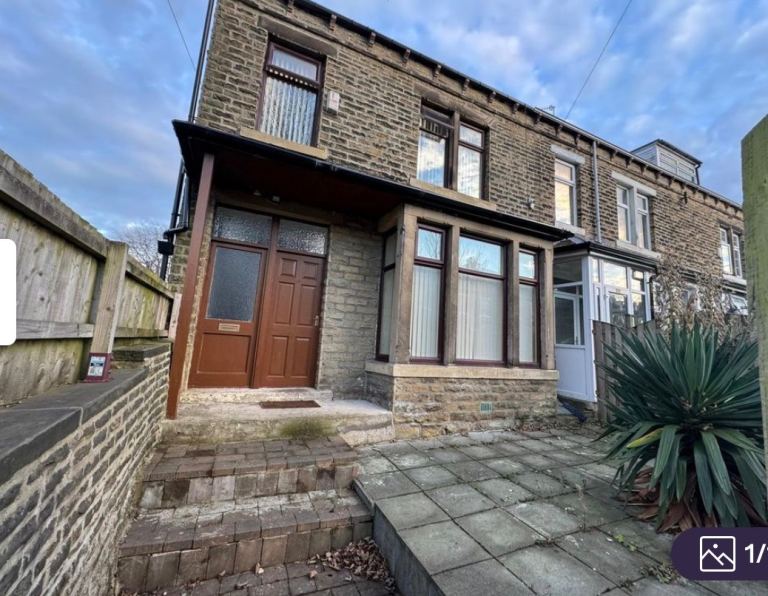 House to let BD9