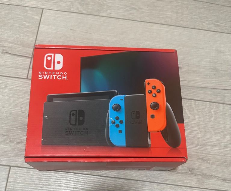 Nintendo Switch Console