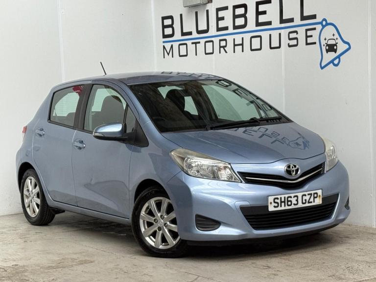 2013 Toyota Yaris 1.0 VVT-i TR Euro 5 5dr Hatchback Petrol Manual