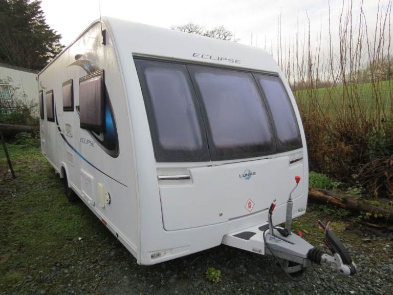 2017 Fixed Bed 4 Berth Lunar Eclipse Can Deliver