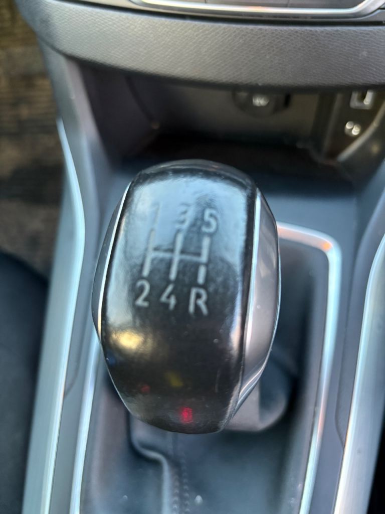 Peugeot 308 Hatchback 2016, Blue HDI NAV