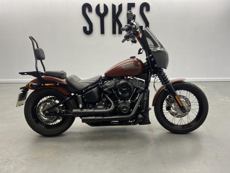 2018 Harley Davidson FXBB Softail Street Bob in Red Iron Denim