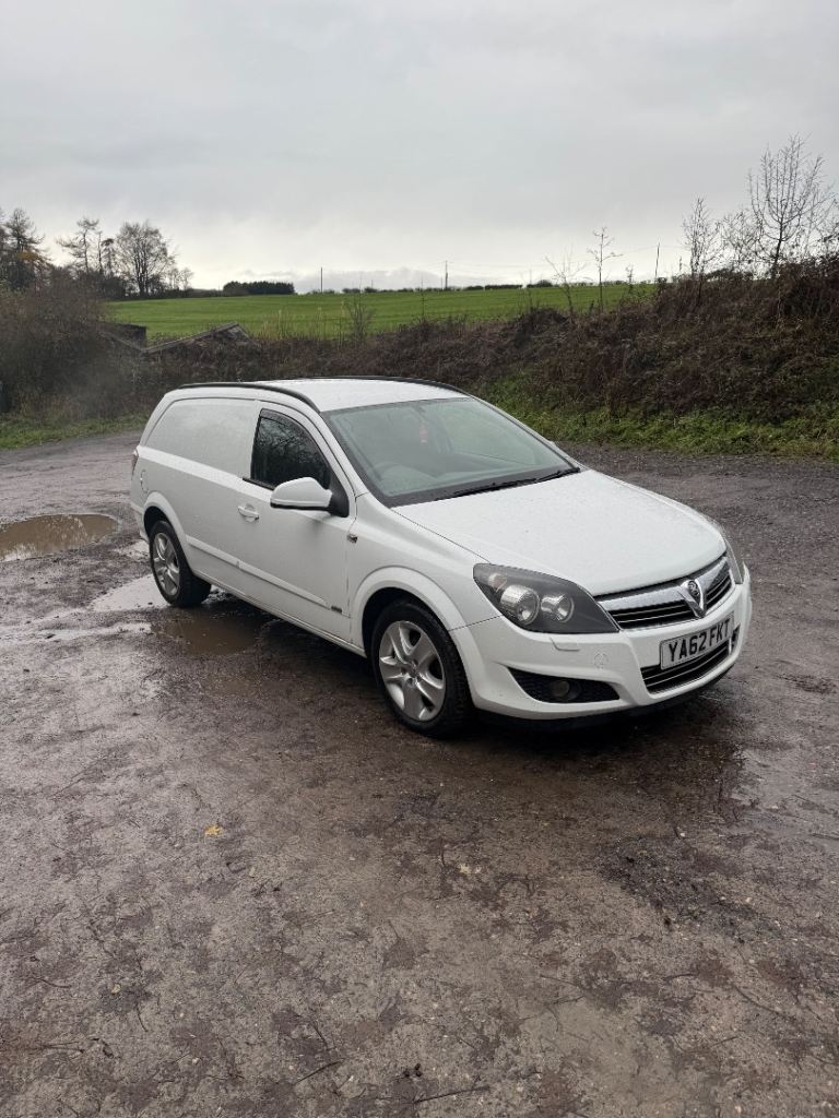 Vauxhall, ASTRAVAN, Car Derived Van, 2013, Manual, 1686 (cc)