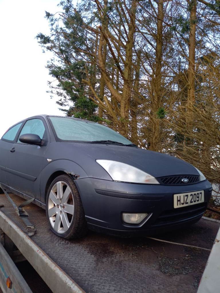 2003 FORD FOCUS SALOON 1.6 16V PETROL BREAKING FOR PARTS