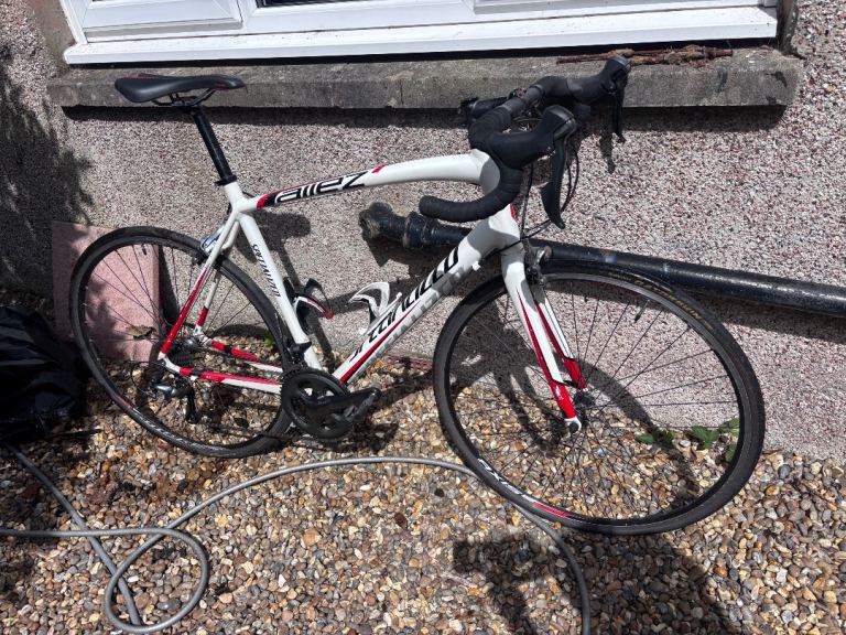 Specialized Allez Road Bike – White/Red, Good Condition