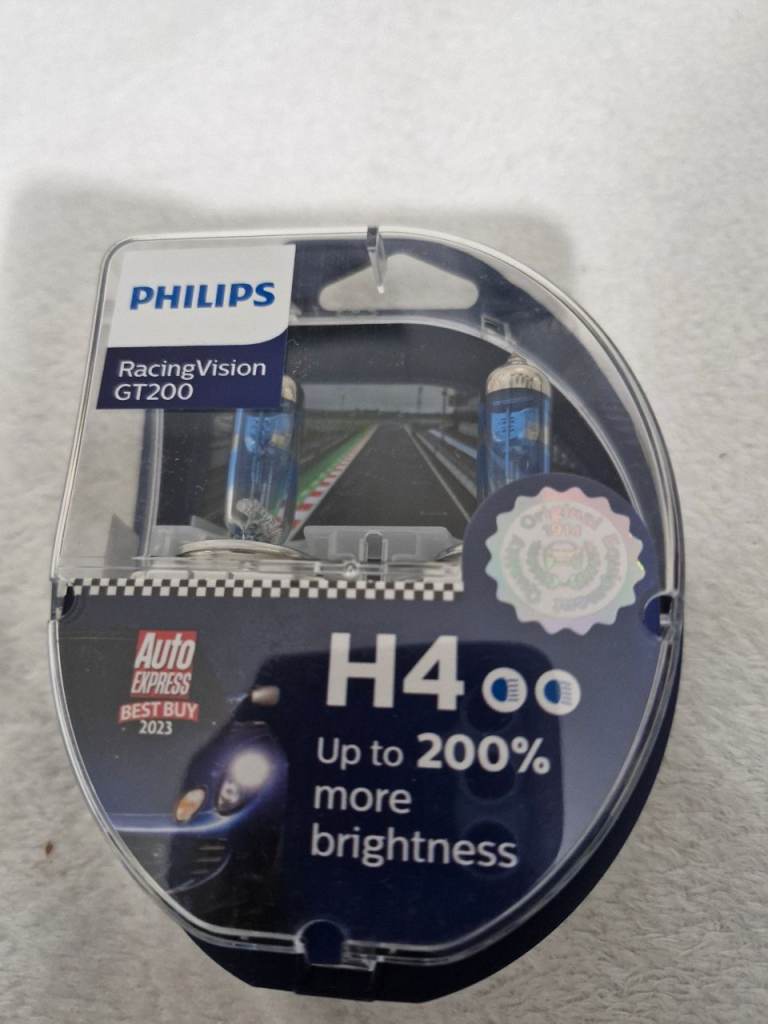 H4 bulbs Philips racing vision 200% more brightness