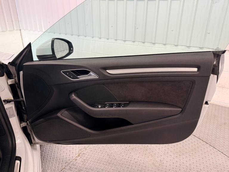 2015 Audi A3 Cabriolet 2.0 TDI S line Euro 6 (s/s) 2dr CONVERTIBLE Diesel Manual