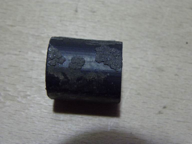 OE YAMAHA DT125MX DT175MX CYLINDER HEAD RUBBER DAMPER 2A6-11162-00-00 ABSORBER 2