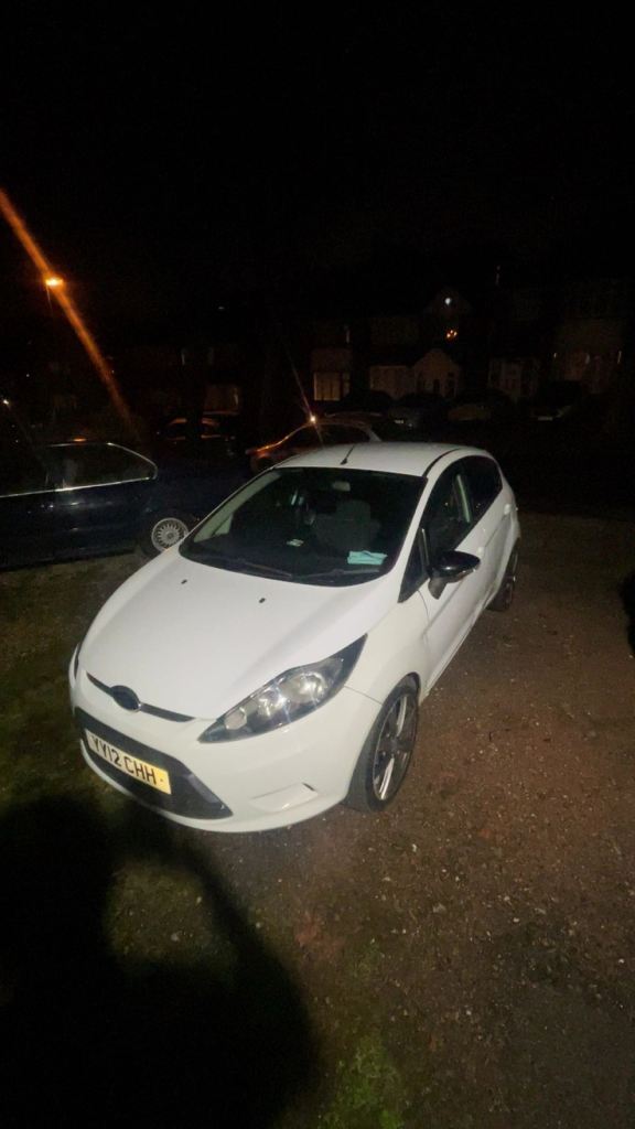 Ford, FIESTA, Hatchback, 2012, Manual, 1242 (cc), 5 doors