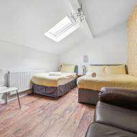 Property for rent from £695 in Wilmslow Rd. Rusholme Manchester 