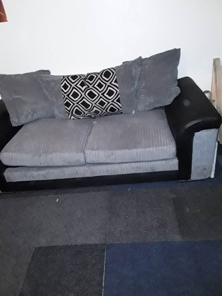FREE 3 seater sofa, needs collecting.