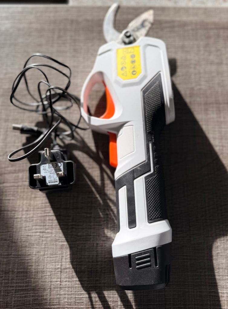 Ligo 7.2v Electric Pole Pruner