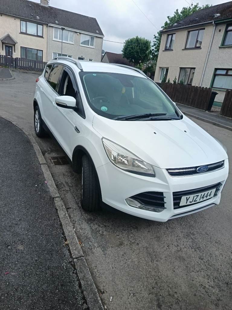 Ford, KUGA, Hatchback, 2016, Manual, 1997 (cc), 5 doors