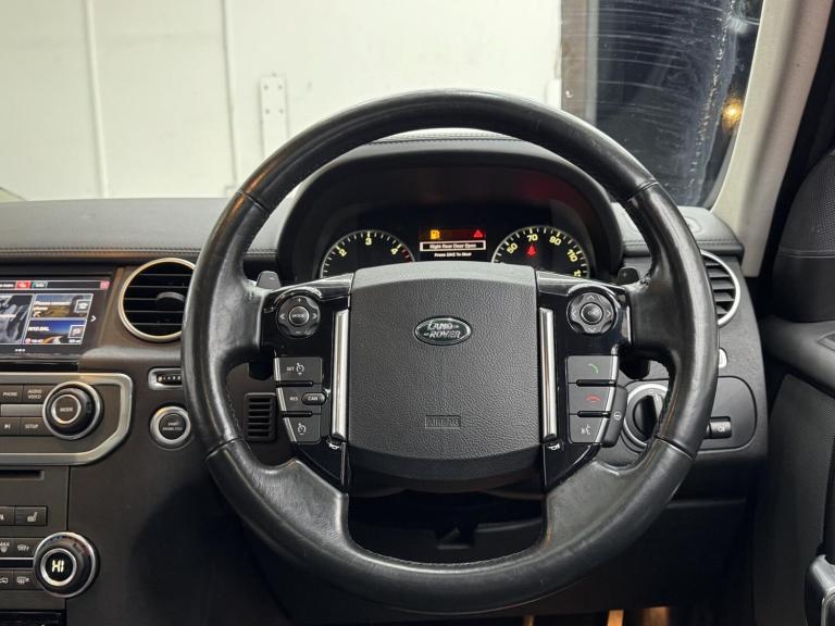 2016 Land Rover Discovery 3.0 SDV6 Landmark 5dr Auto ESTATE DIESEL Automatic