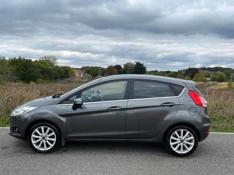 2015 Ford Fiesta 1.5 TDCi Titanium 5dr HATCHBACK Diesel Manual