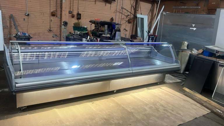 4.5m / 15 foot butcher display meat display fridge static bed. 3 x available