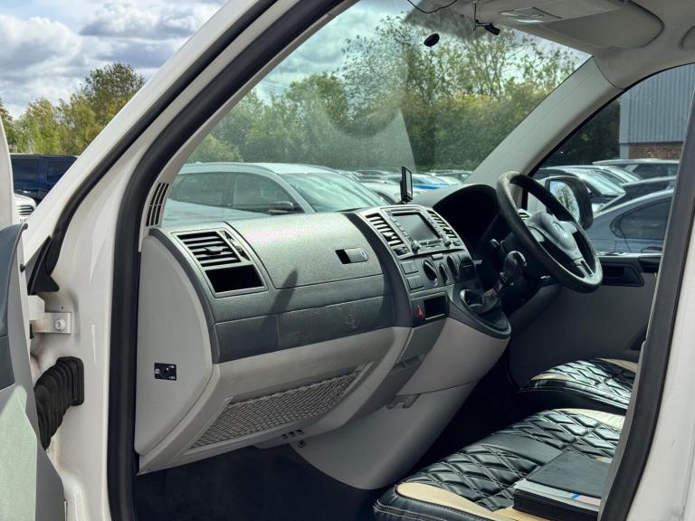 2013 Volkswagen Transporter 2.0 TDI 102PS Van PANEL VAN DIESEL Manual