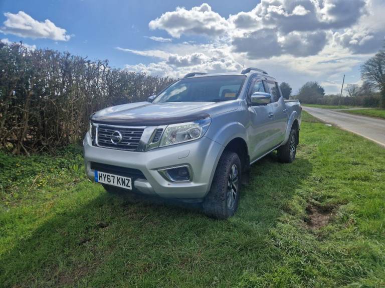2017 nissan navara d23 np300, 6 speed, diesel 
