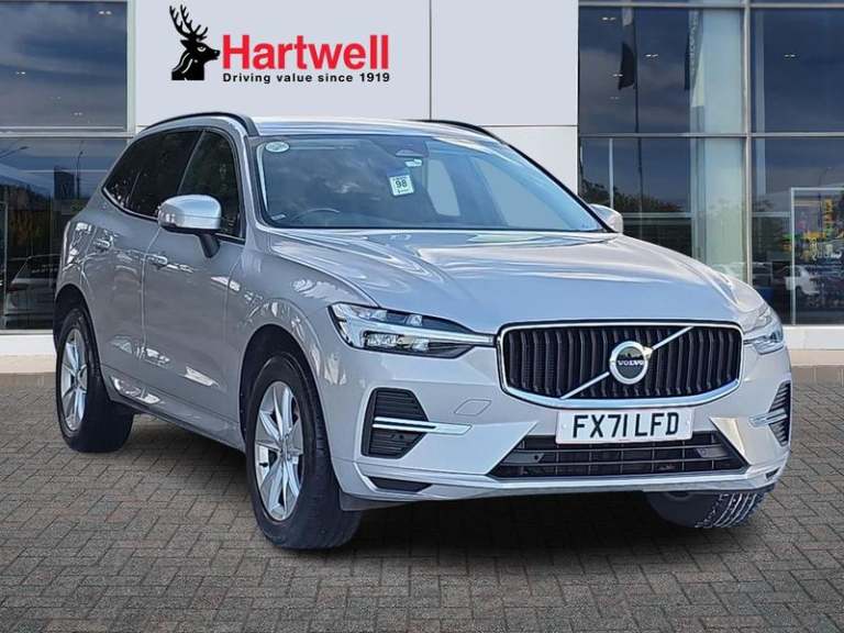 2022 Volvo XC60 2.0 B5 MHEV Momentum SUV 5dr Petrol Hybrid Auto Euro 6 (s/s) (250 ps) Autom Estat...