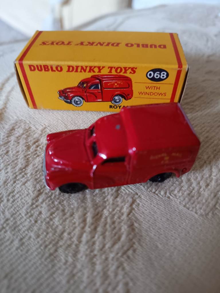 DUBLO DINKY TOYS MORRIS MINOR ROYAL MAIL VAN 068 - NEAR MINT CONDITION WITH BOX