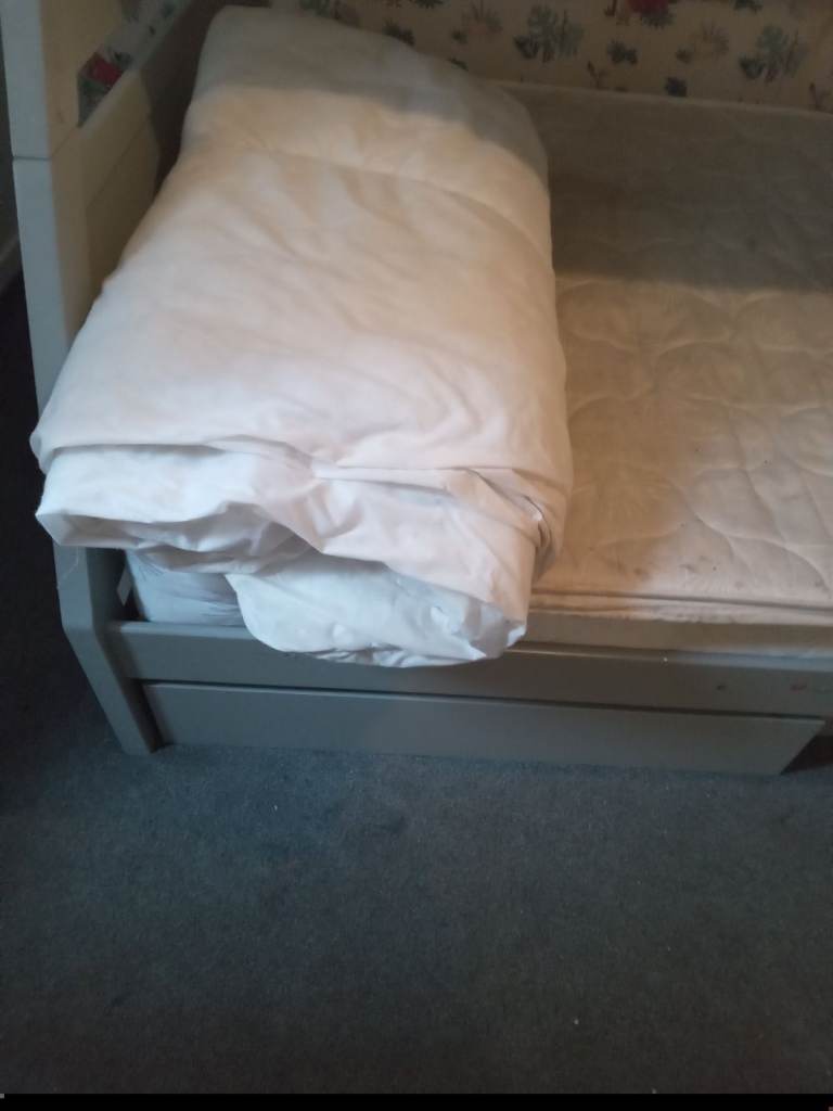 Grey matt triple bunk beds