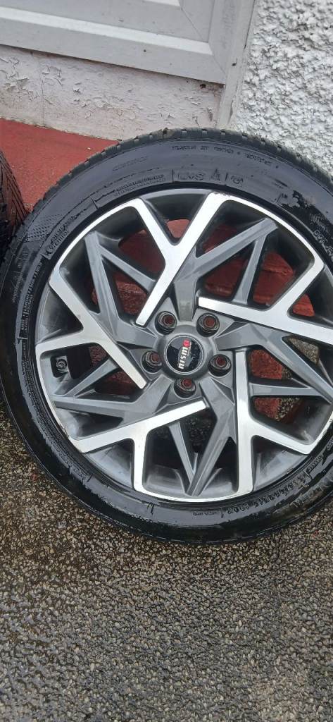 18 alloy wheels 
