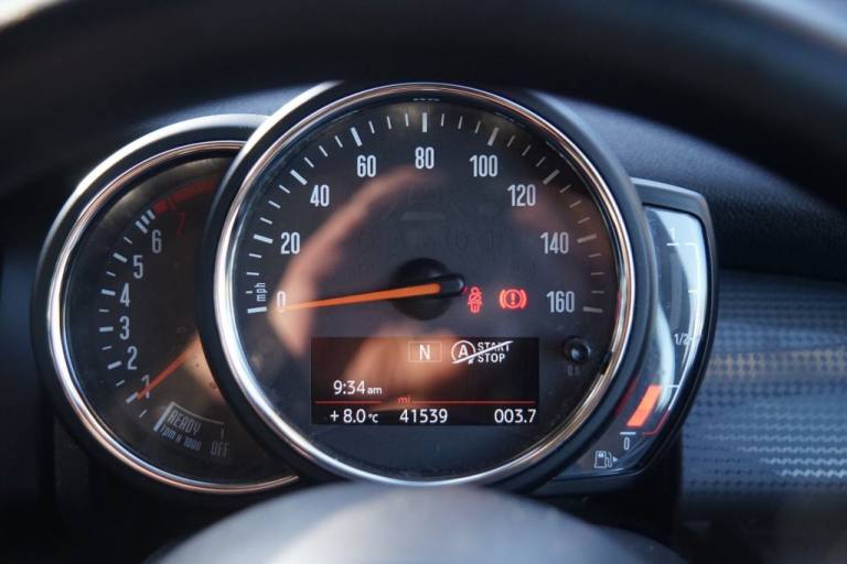 2019 MINI Hatch 1.5 Cooper Classic Hatchback 5dr Petrol Manual Euro 6 (s/s) (136 ps) Hatchback Pe...