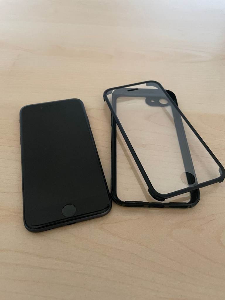Apple iPhone 8 64GB Black pristine condition unlocked