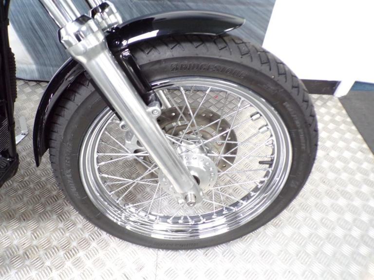 2006 HARLEY-DAVIDSON SPORTSTER 883 WITH ONLY 6873 MILES FROM NEW