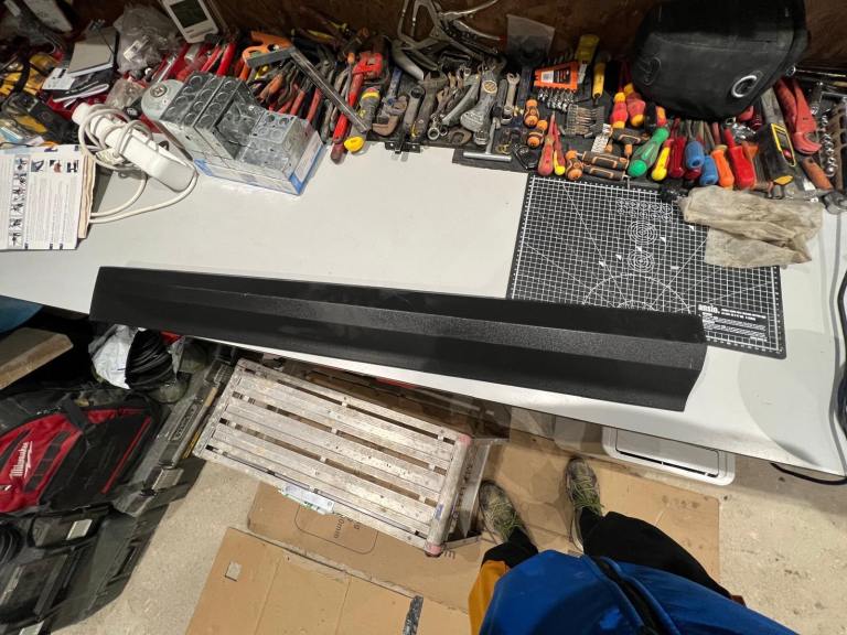 Skoda enyaq front door molding trim