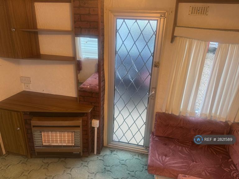 3 bedroom house in Mount View Caravan Site, Gloucester, GL4 (3 bed) (#2821589)