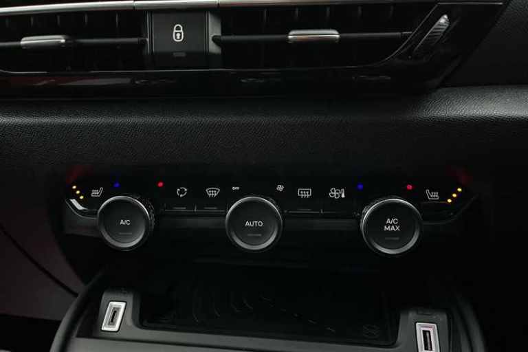 2022 Citroen C4 100kW Shine Plus 50kWh 5dr Auto HATCHBACK ELECTRIC Automatic