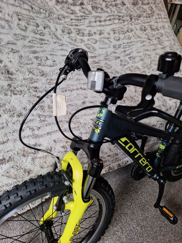 Carrera Blast junior mountain 20 inch wheels 7 speed as new currently £315 in Halfords 