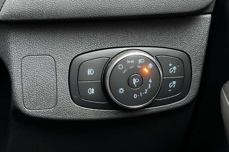 2025 Ford Focus 1.0 EcoBoost Hybrid mHEV ST-Line 5dr HATCHBACK PETROL Manual