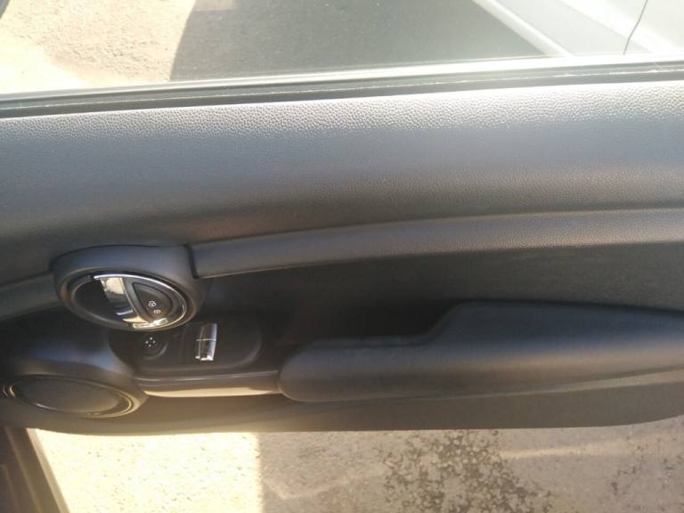 2018 MINI Hatch 1.5 Cooper Classic Hatchback 3dr Petrol Manual Euro 6 (s/s) (136 ps) Hatchback Pe...