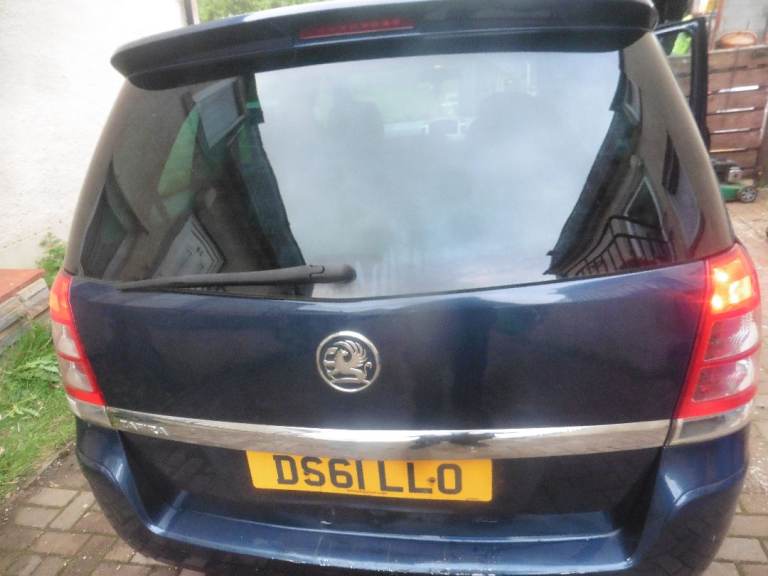2011 7 SEATER 1.7 DIESEL MOT SEPTEMBER