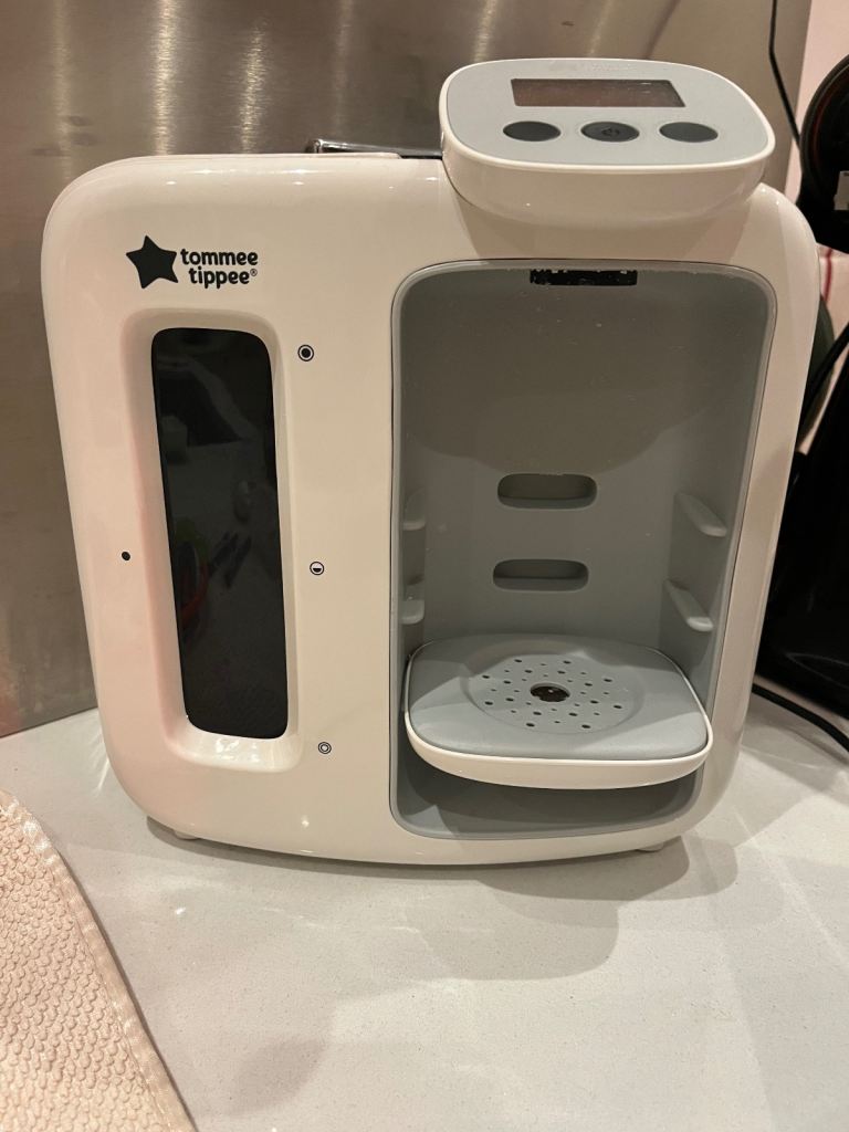 Excellent condition, Tommee tippe perfect prep machine and Dualit steriliser