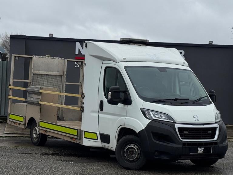 2021 Peugeot BOXER 335 BLUEHDI KFS DROP&GO 2.2 BlueHDi 335 Professional Chassis Cab 2dr Diesel Ma...