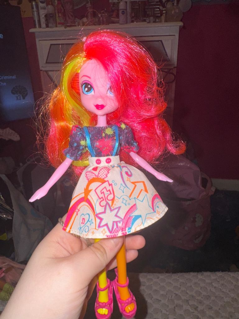 Set of 2 My Little Pony Equestria Girls Dolls all New n in great condition. 