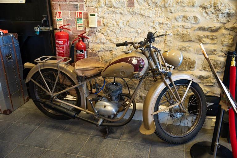  Land Rover Defender 110 3.0 D300 MHEV X-Dynamic HSE Auto 4WD Euro 6 (s/s) 5dr Diesel Automatic